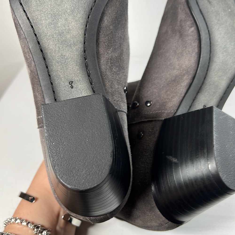 Sam Edelman Rubin Women's Gray Eyelet Leather Ankle Bootie Cuban Heels Size 8 - Picture 10 of 16